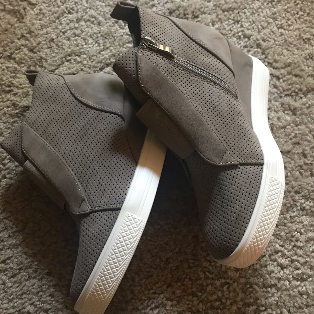 Taupe Wedge Sneaker by Ccocci